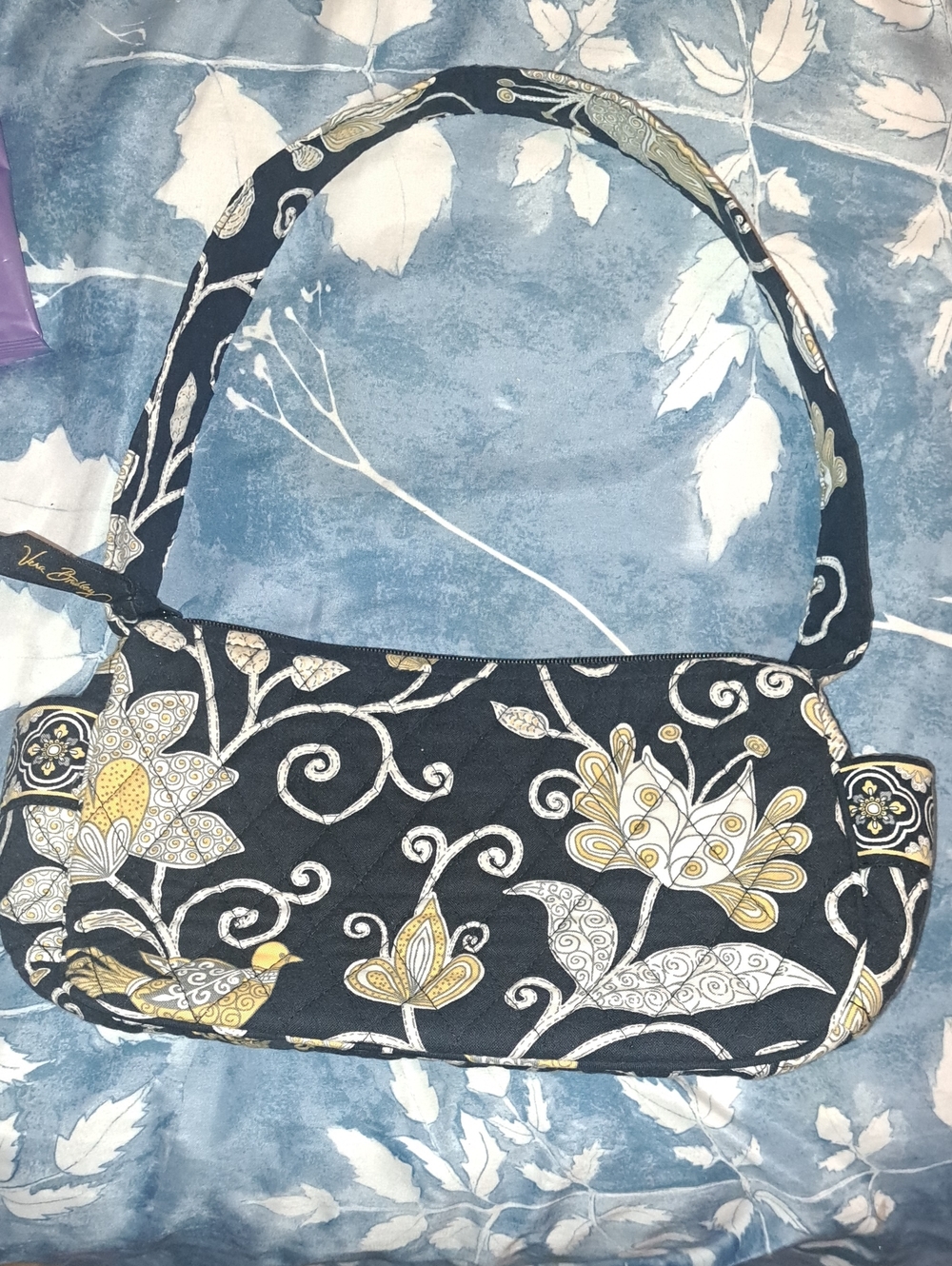 Perfect VERA BRADLEY Shoulder Purse